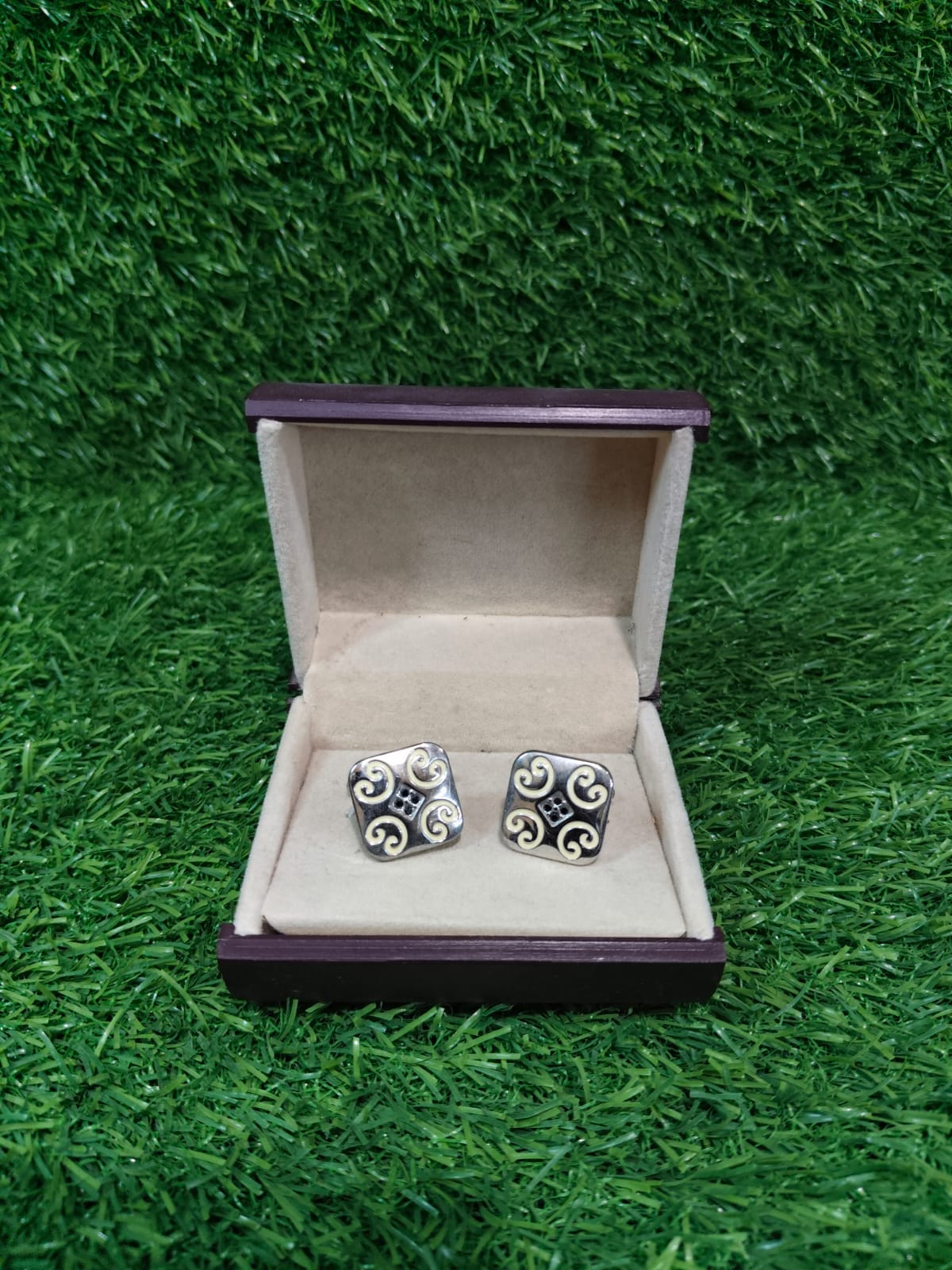 S3 CUFFLINKS STUD - Image 1