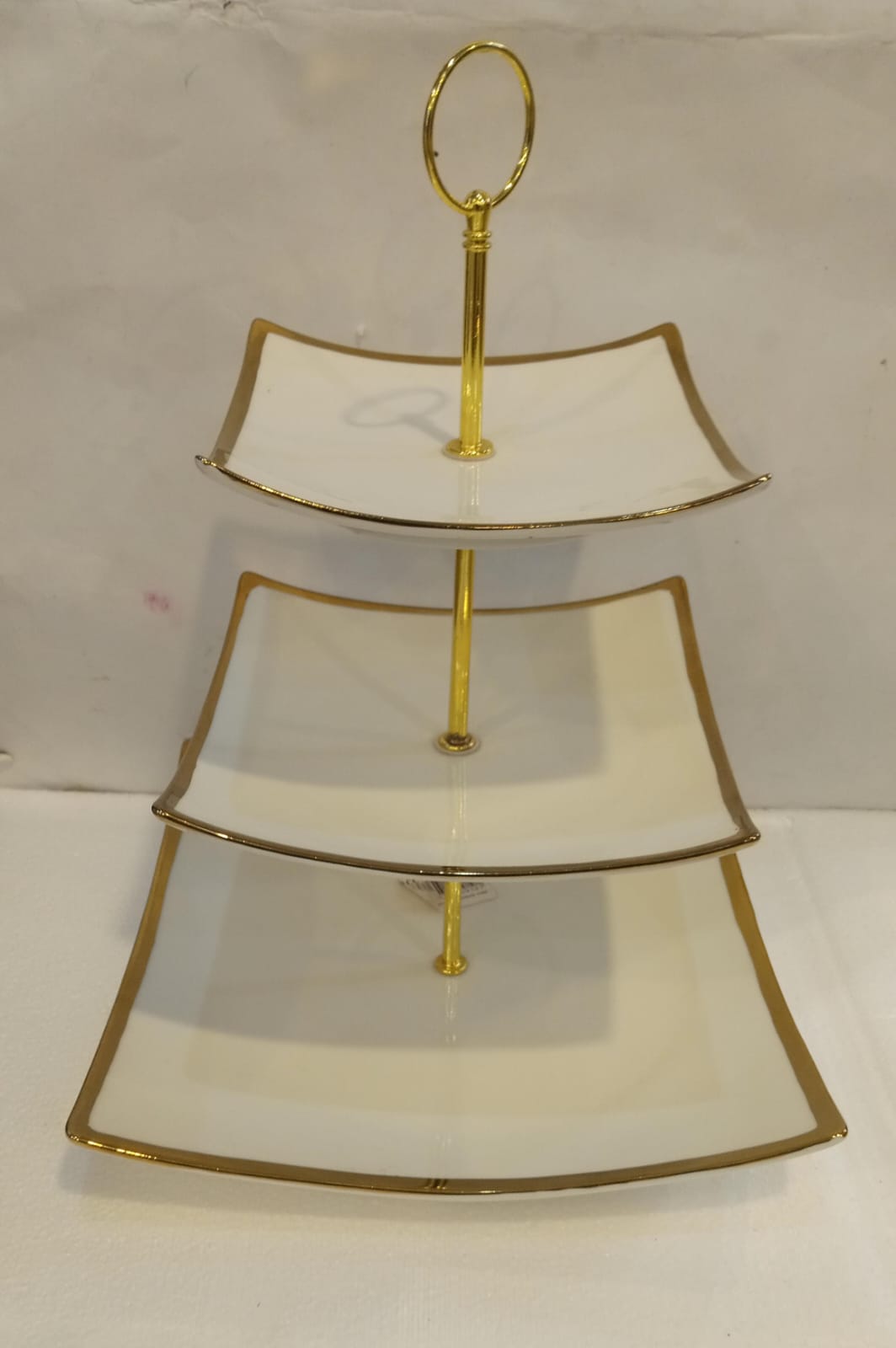 WhatsApp Image 2025-10-12 at 16.35.30_cdba9fa3 SOLECASA CAKE STAND 3TIRE - Image 1