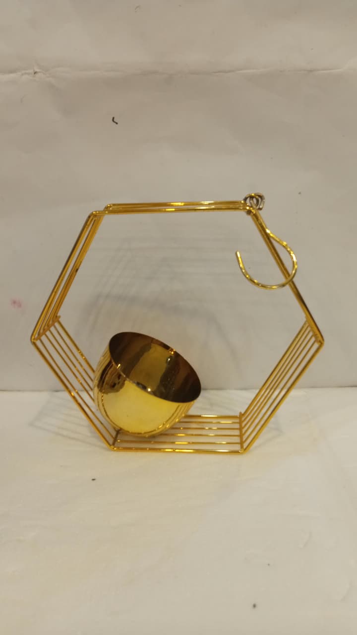 WhatsApp Image 2025-10-12 at 18.50.31_5b84093e METAL GOLD CANDLE HOLDER - Image 1